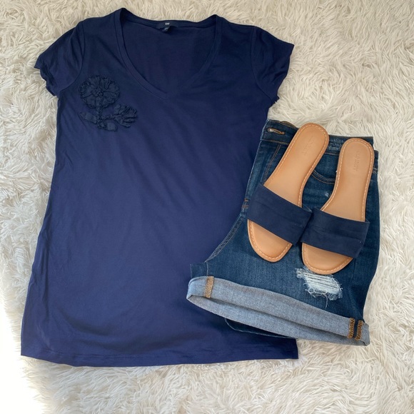 Gap Navy V-Neck Top - Picture 1 of 3